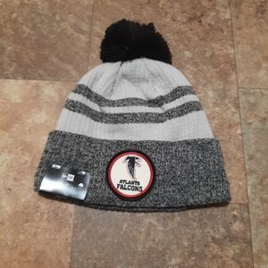 New. New Era Atlanta Falcons Sideline Historic Black Knit Hat.
